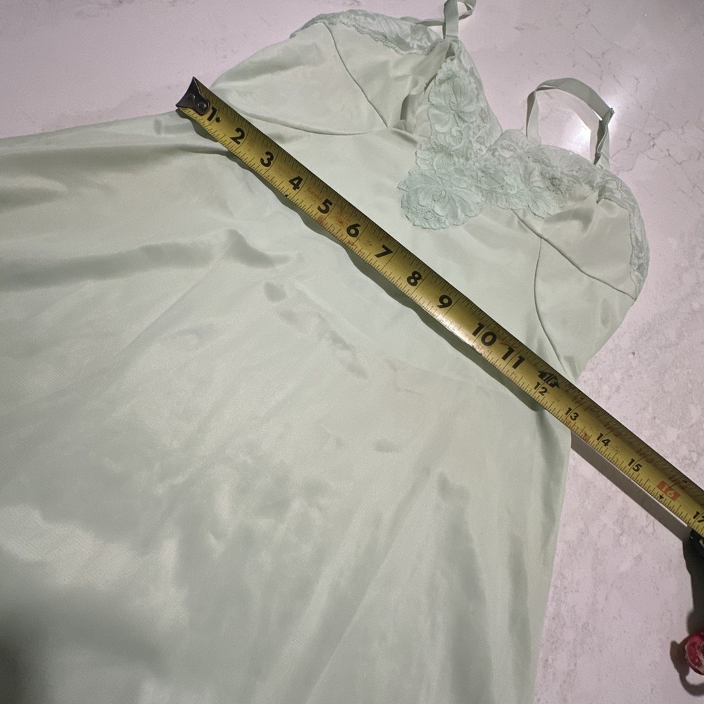 Vintage 70s Sears slip polyester negligee SZ 32 S Lt green  Lace Adj Straps - Picture 6 of 8